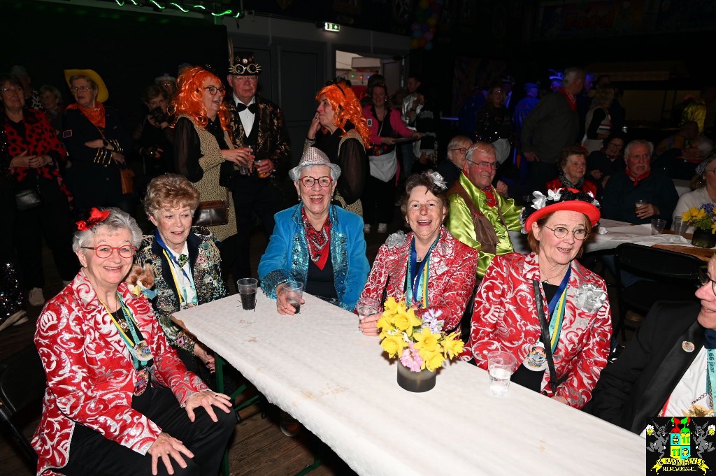 ../Images/Seniorencarnaval 2026 282.jpg